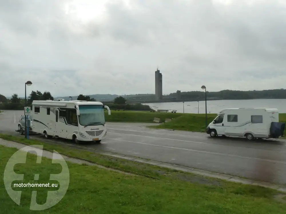 Erpion camper parking Lacs de l Eau d Heure Henegouwen Belgie
