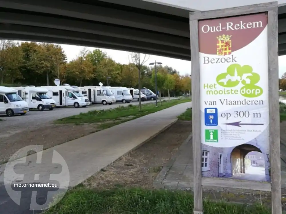 Lanaken camper parking Oud Rekem Limburg Belgie