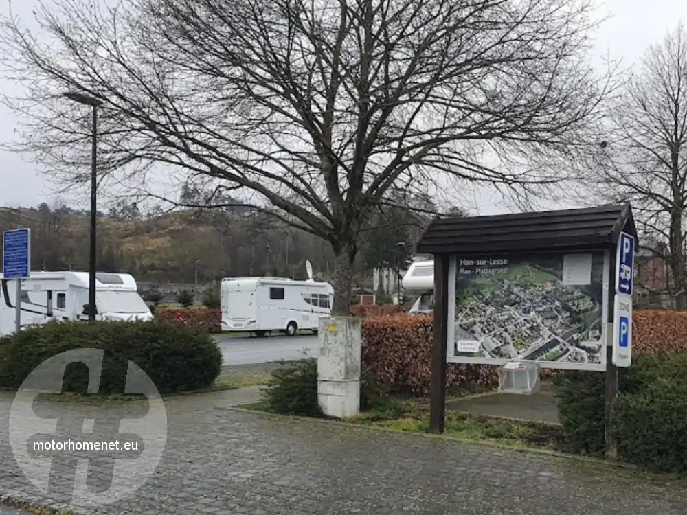 Han Sur Lesse camper parking centrum Namen Belgie