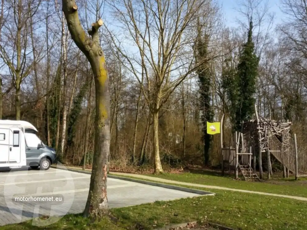 Arendonk camper parking zwembad Antwerpen Belgie