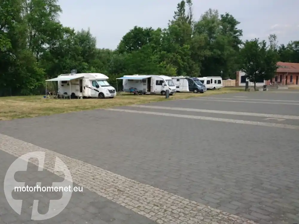 Beeskow camper parking jachthaven Brandenburg Duitsland