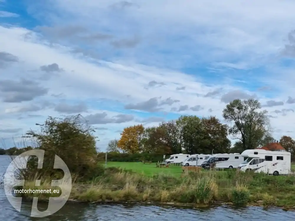 Landesbergen camper parking Weser Niedersachsen Duitsland