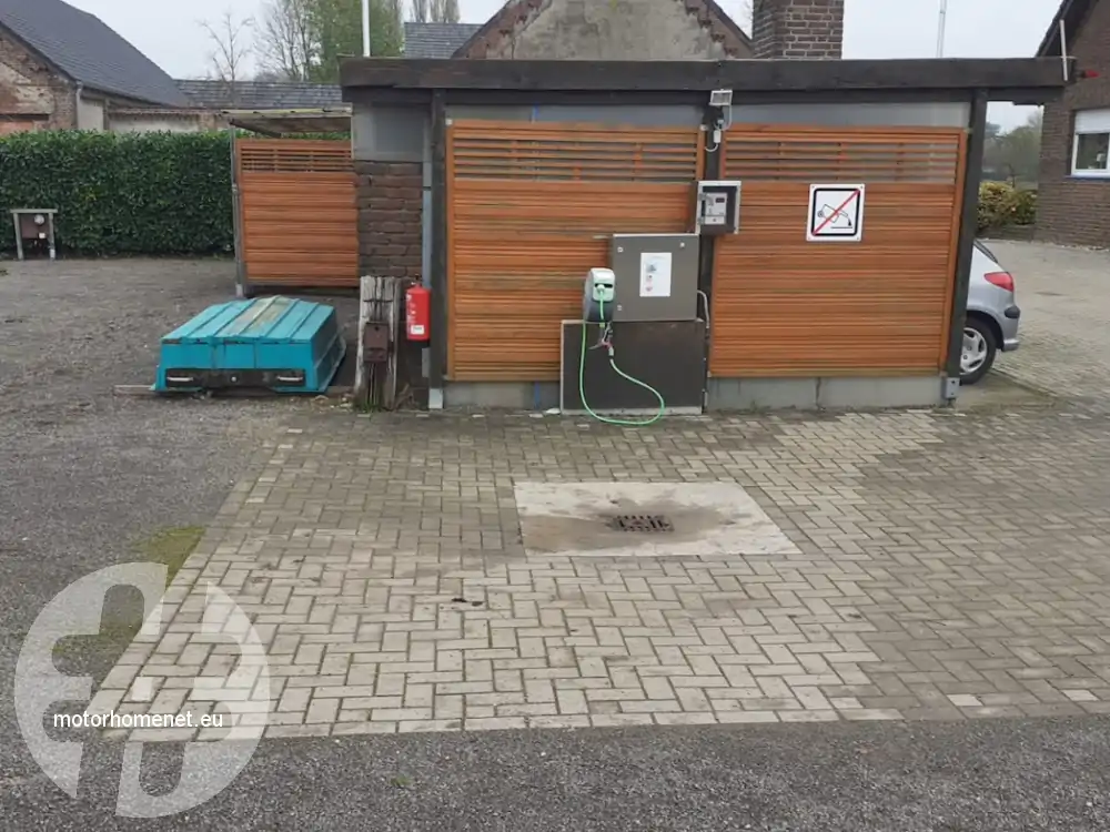 Kleef camperplaats Willisee Nordrhein Westfalen Duitsland