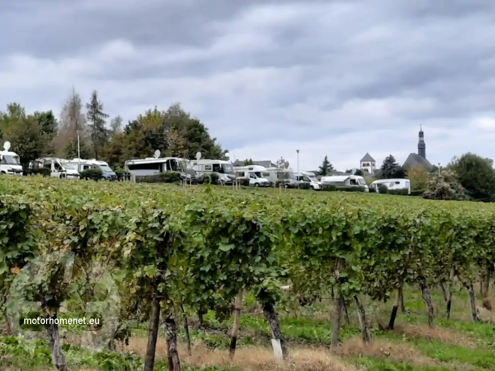Brauneberger camper parking Juffer Rheinland Pfalz Duitsland