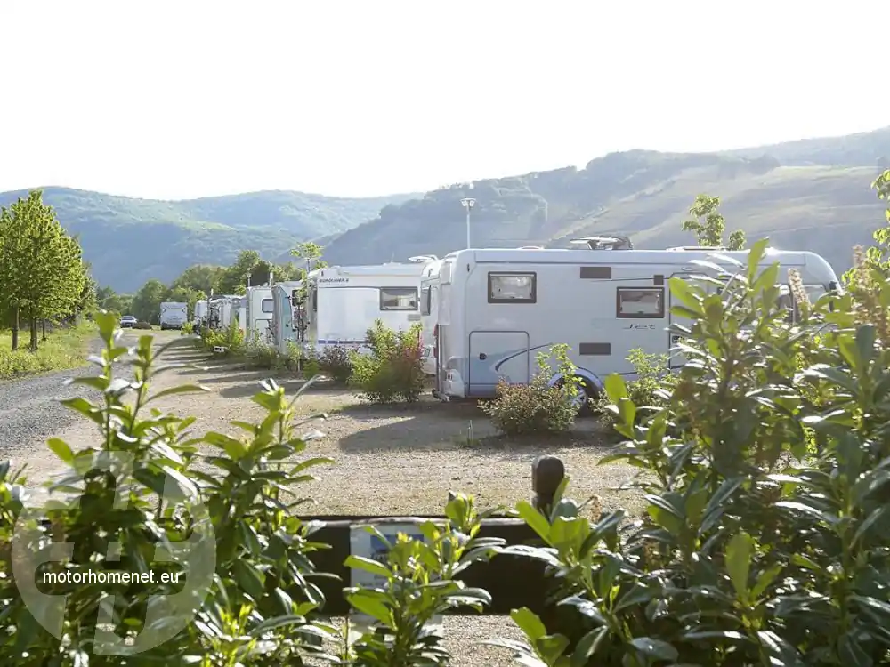 Brauneberger camper parking Juffer Rheinland Pfalz Duitsland