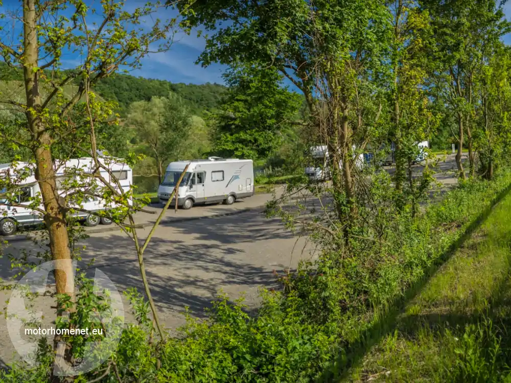 Kobern Gondorf camper parking Moezel Rheinland Pfalz Duitsland