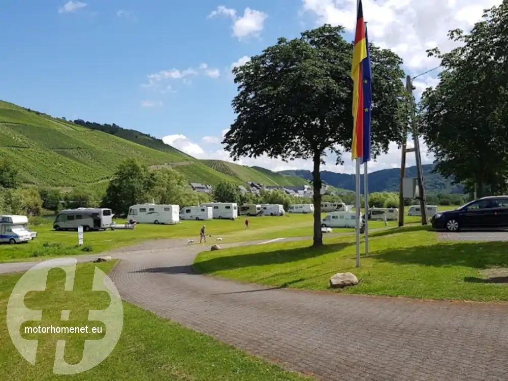 Losnich camper parking Moezel Rheinland Pfalz Duitsland