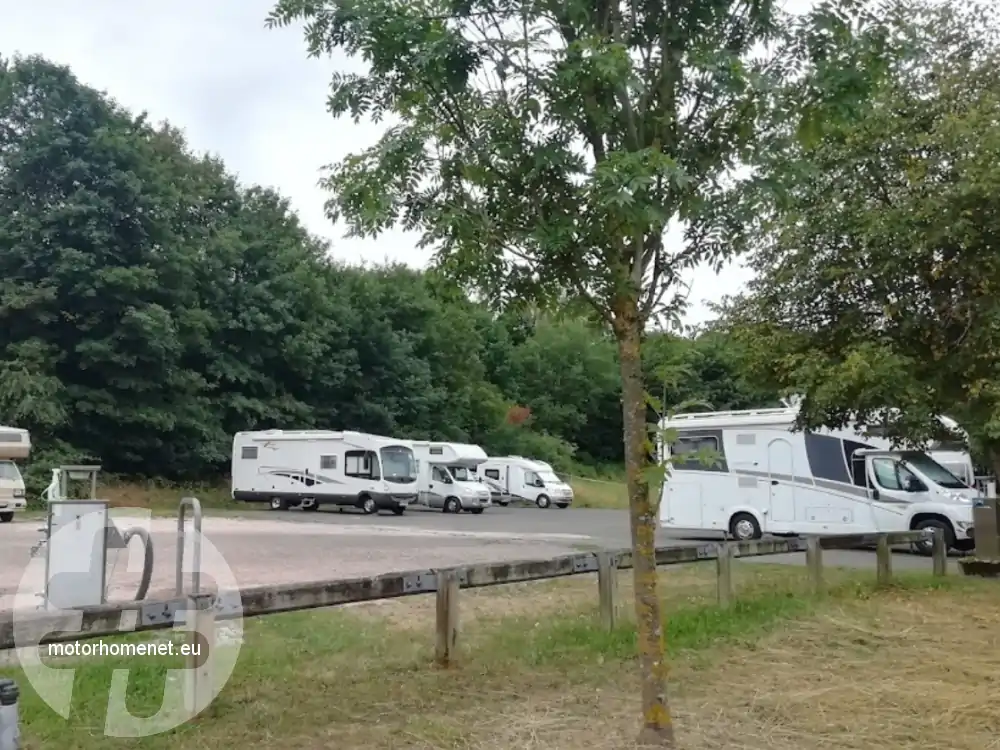 Ottweiler camper parking Wingertsweiher Saarland Duitsland