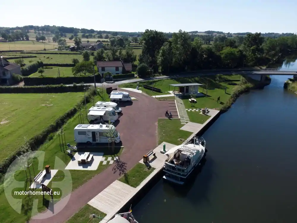 Melay tussenstop Bourgogne-Franche-Comte Frankrijk