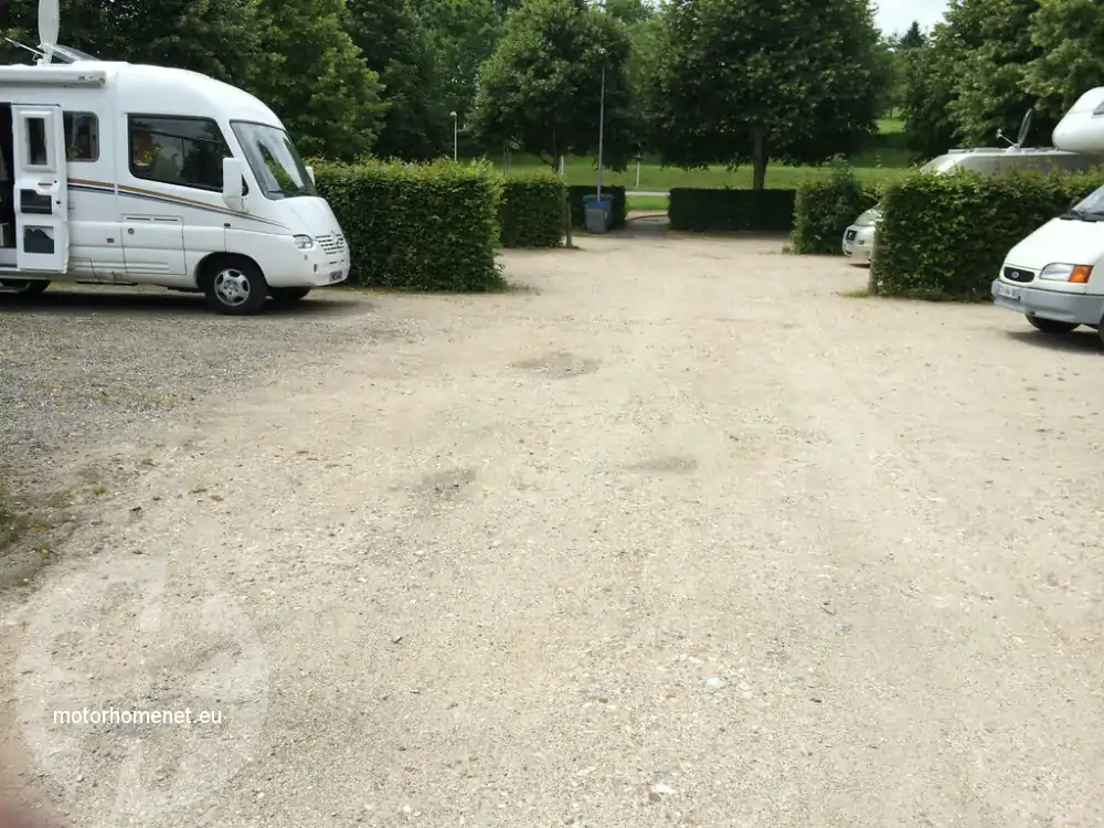 Cleres camper parking sportcomplex Normandie Frankrijk