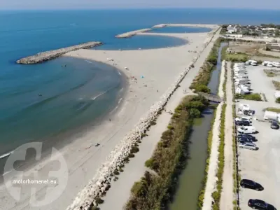 Plage-Ouest Saintes-Maries-de-la-Mer