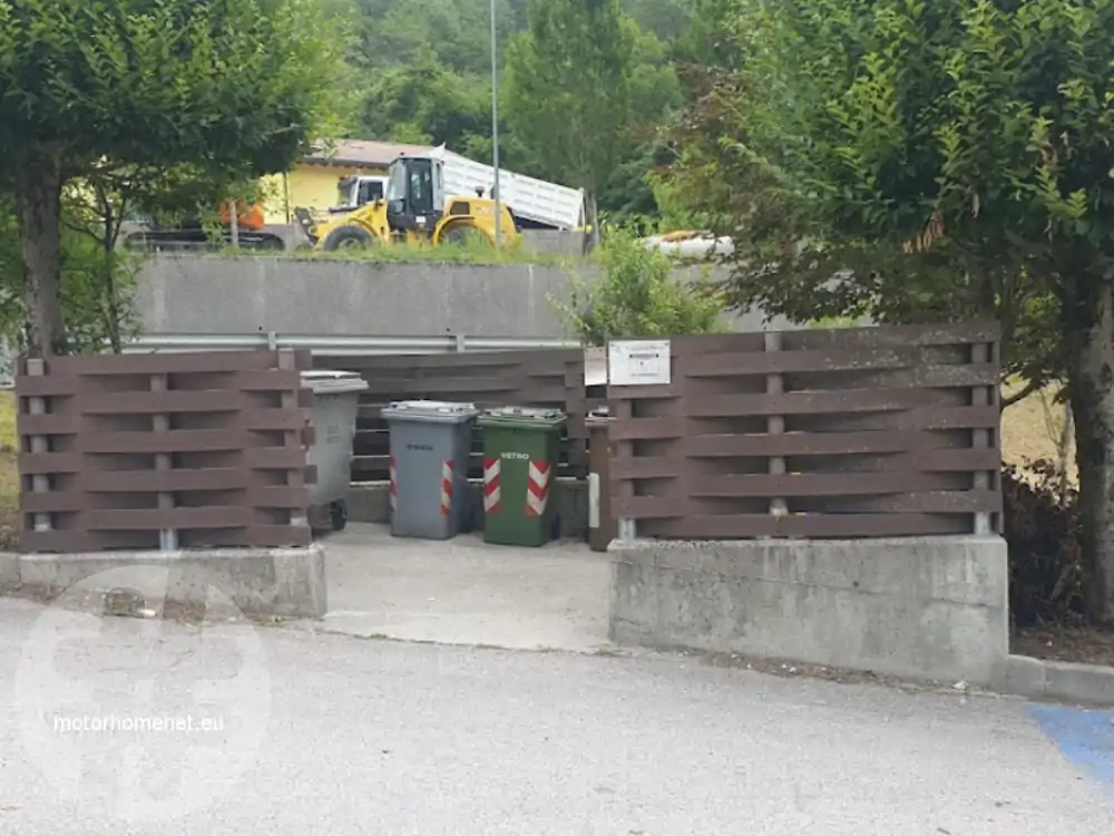 Barcis camper parking Friuli-Venezia-Giulia Italie