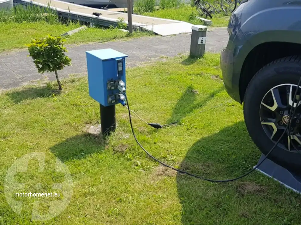 Almere camper parking jachthaven Flevoland Nederland