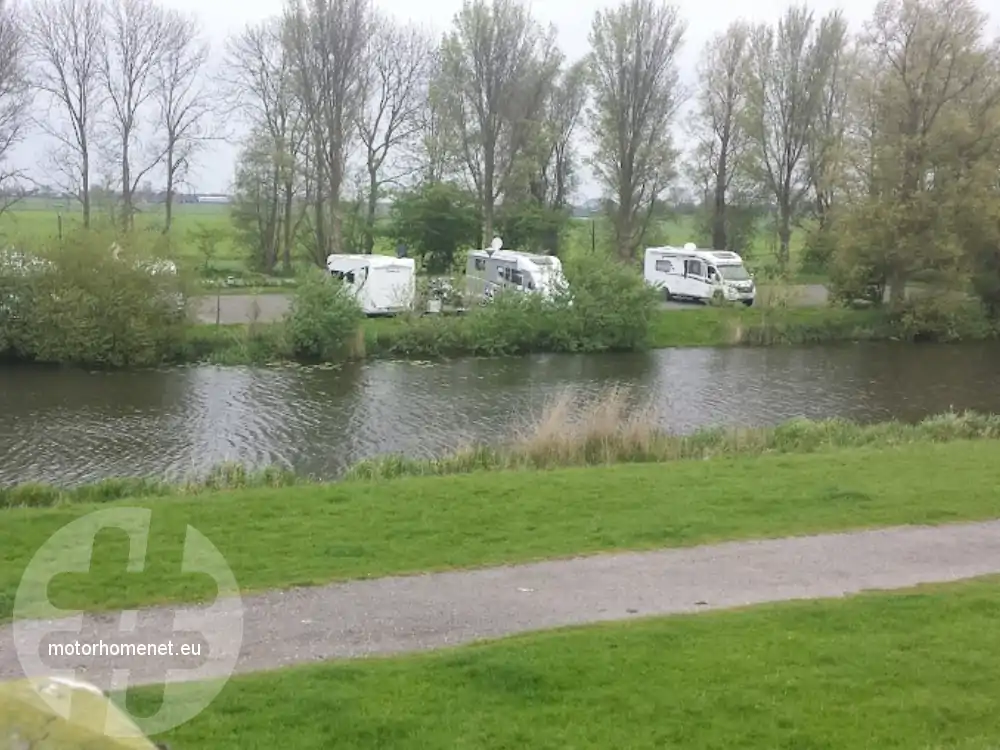 Molkwerum camper parking Seleantsje Friesland Nederland