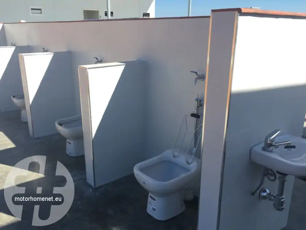 Pozo del Camino camperplaats Playas de Luz Andalusie Spanje